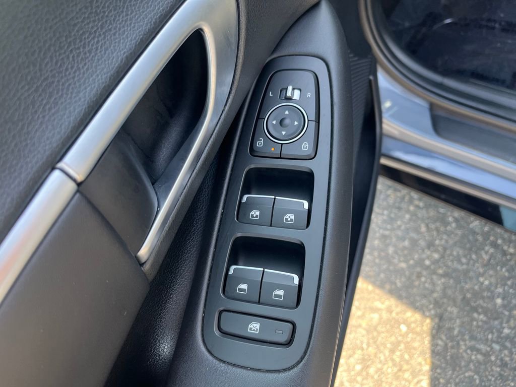 Used 2024 Hyundai Sonata SEL w/ Convenience Package FWD image 22