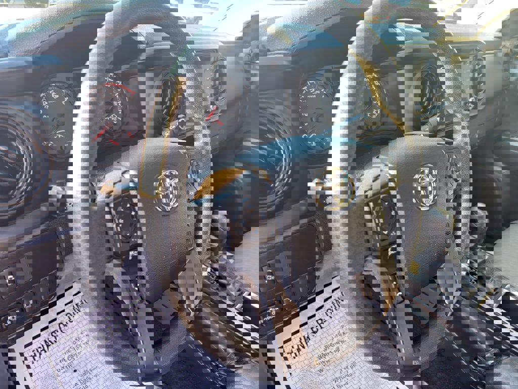 Used 2020 Toyota Tacoma SR image 13