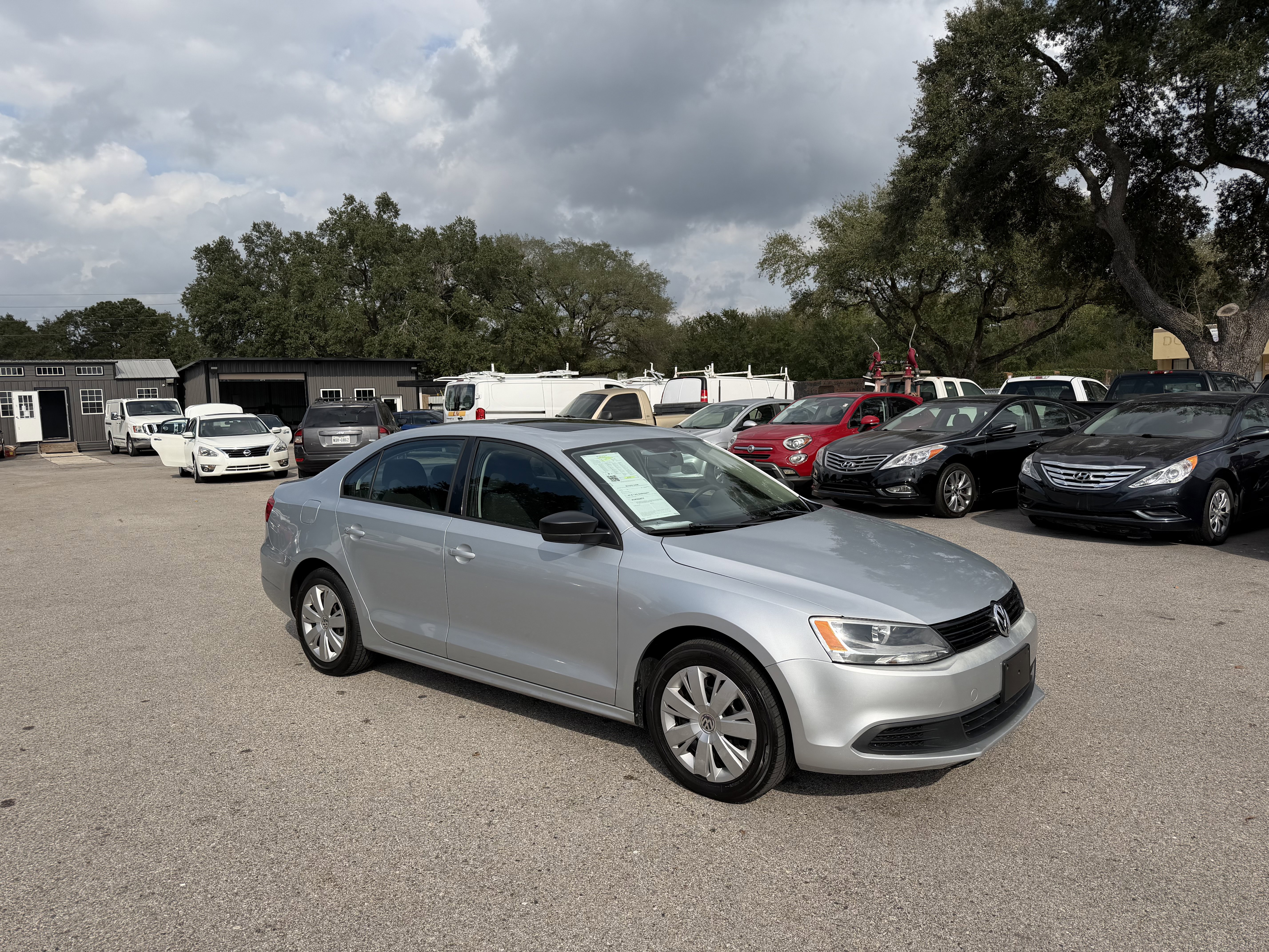 Used 2012 Volkswagen Jetta S FWD image 3