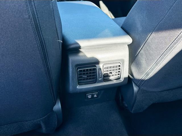 Used 2025 Toyota Camry LE FWD image 23