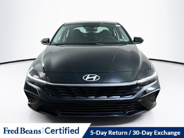 Certified 2024 Hyundai Elantra SE FWD image 2