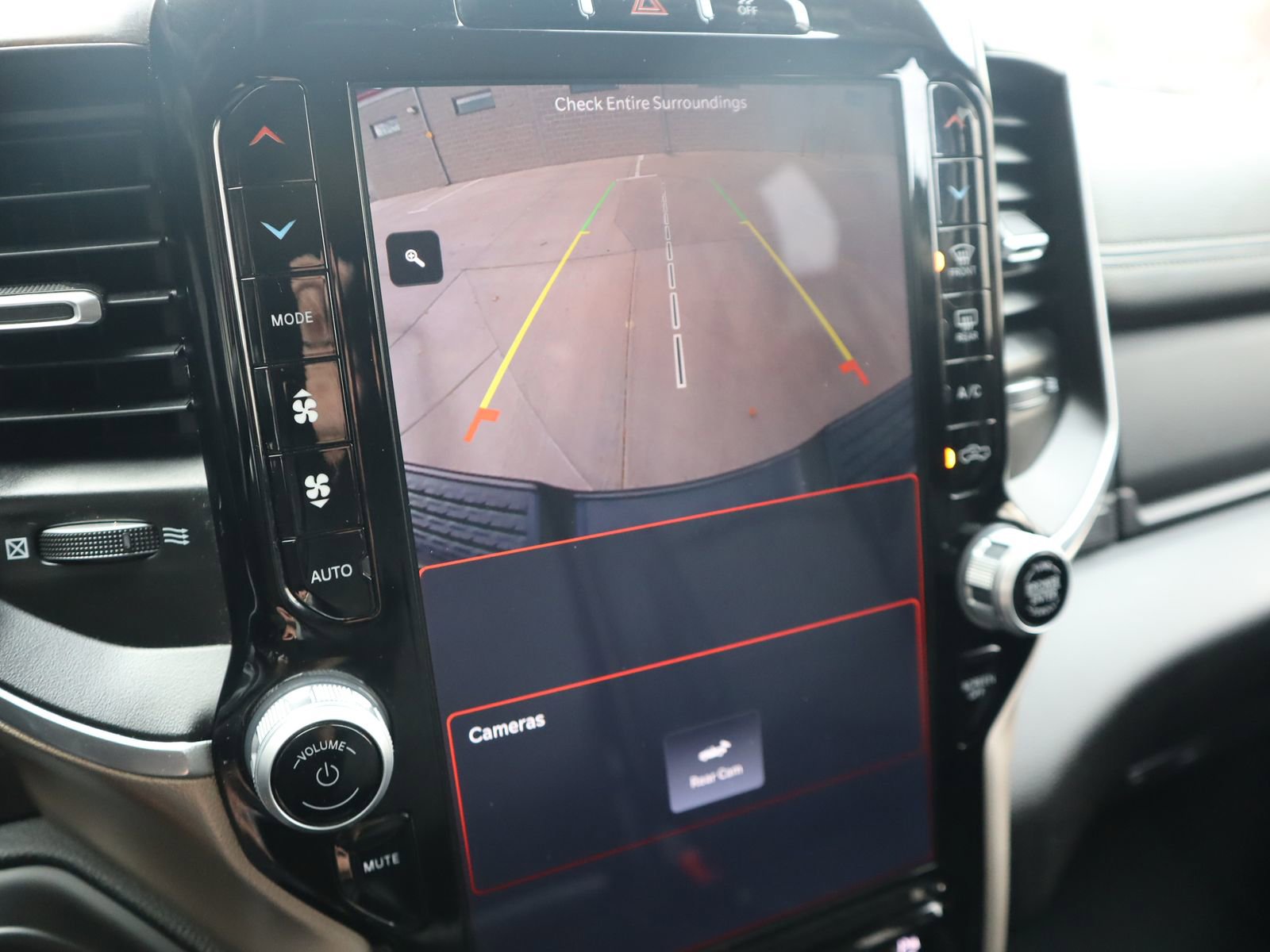 Used 2024 RAM 2500 Laramie image 45