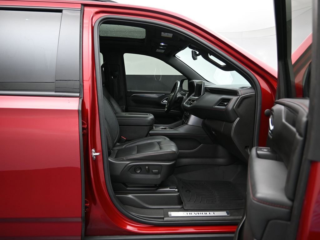 Certified 2021 Chevrolet Suburban RST w/ Luxury Package image 30