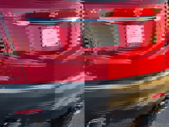 New 2025 Cadillac XT5 Luxury FWD image 8