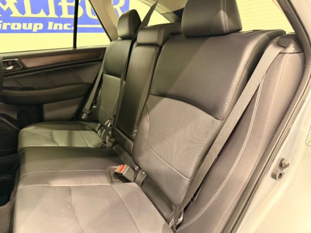 Used 2018 Subaru Outback 2.5i Limited AWD/4WD image 17