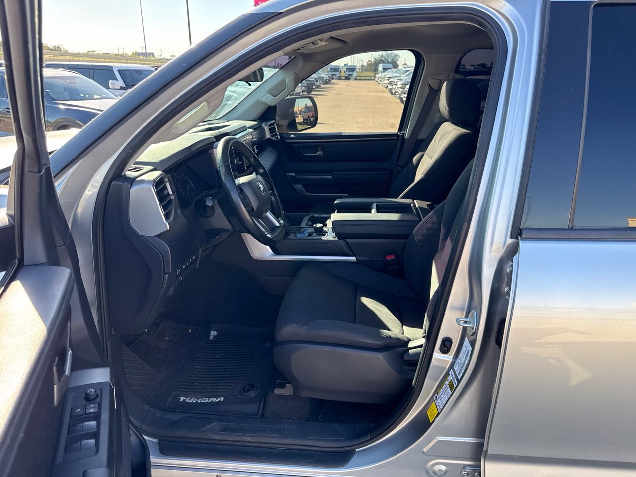Used 2022 Toyota Tundra SR5 AWD/4WD image 19