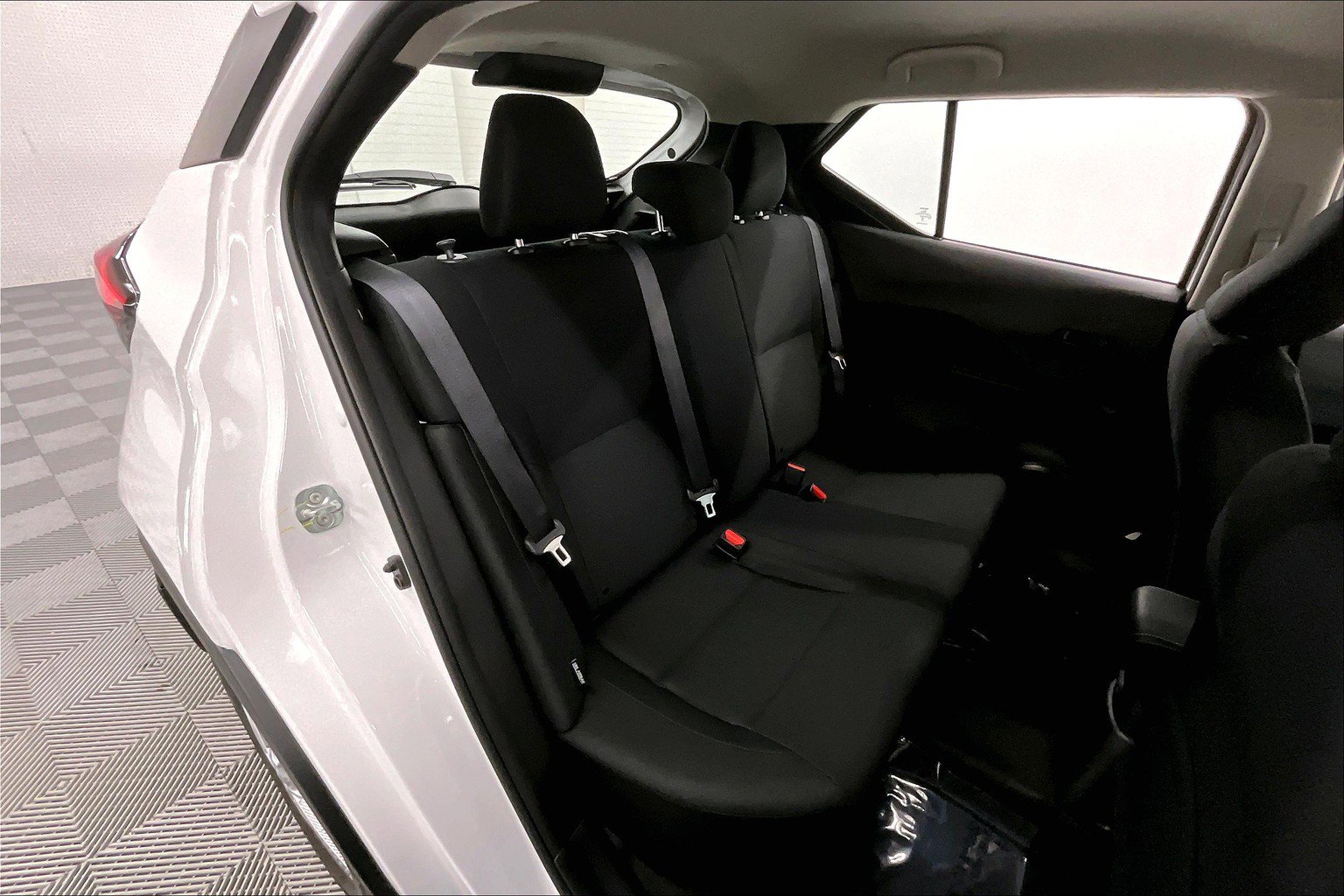 New 2025 Nissan Kicks Play S image 60