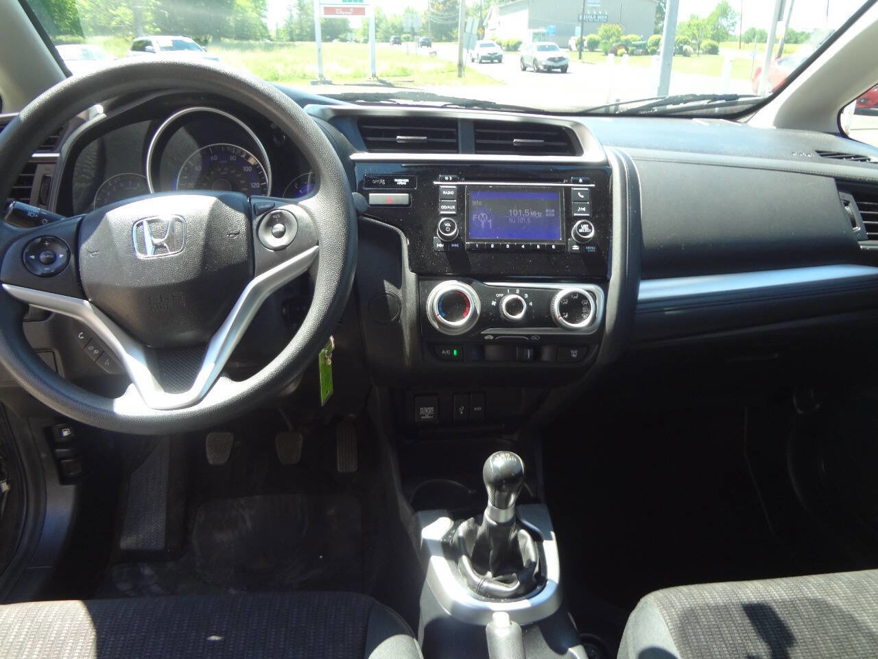 Used 2017 Honda Fit LX image 11