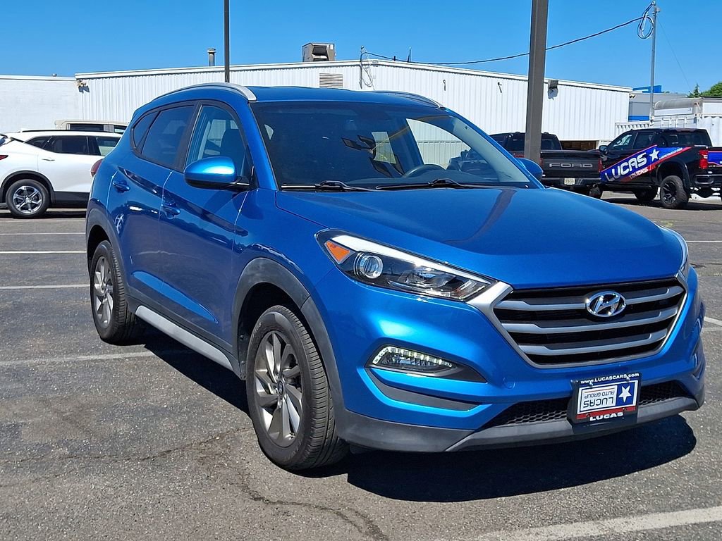 Used 2017 Hyundai Tucson SE w/ SE Popular Package 02 AWD/4WD image 2
