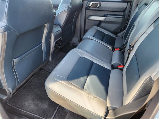 Used 2023 Ford Bronco Outer Banks w/ Sasquatch Package image 28