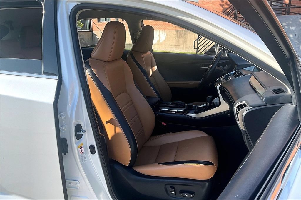 Used 2015 Lexus NX 200t FWD image 10