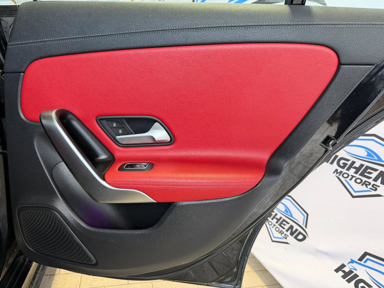 Used 2022 Mercedes-Benz CLA 250 4MATIC image 21