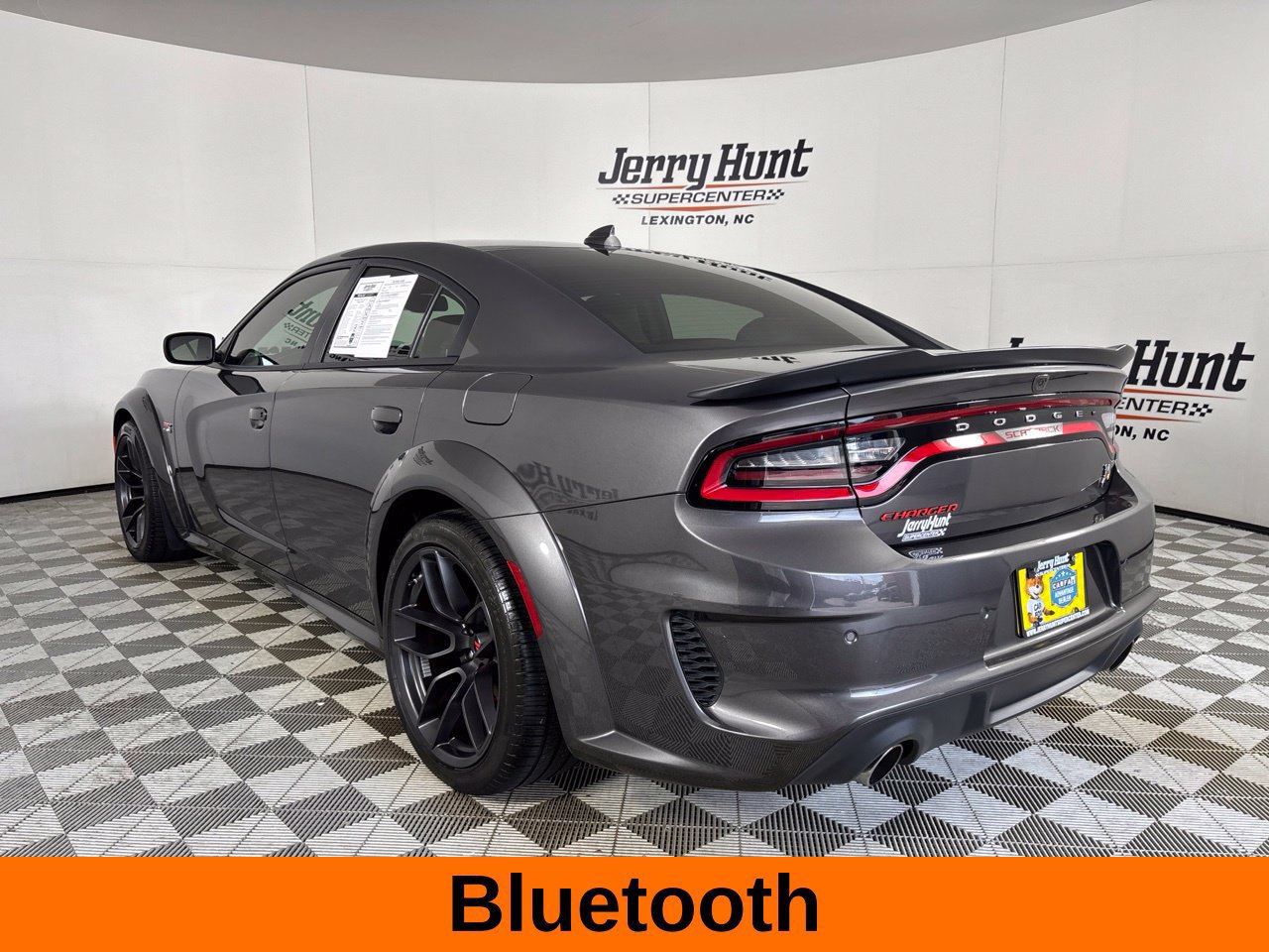 Used 2022 Dodge Charger Scat Pack RWD image 9