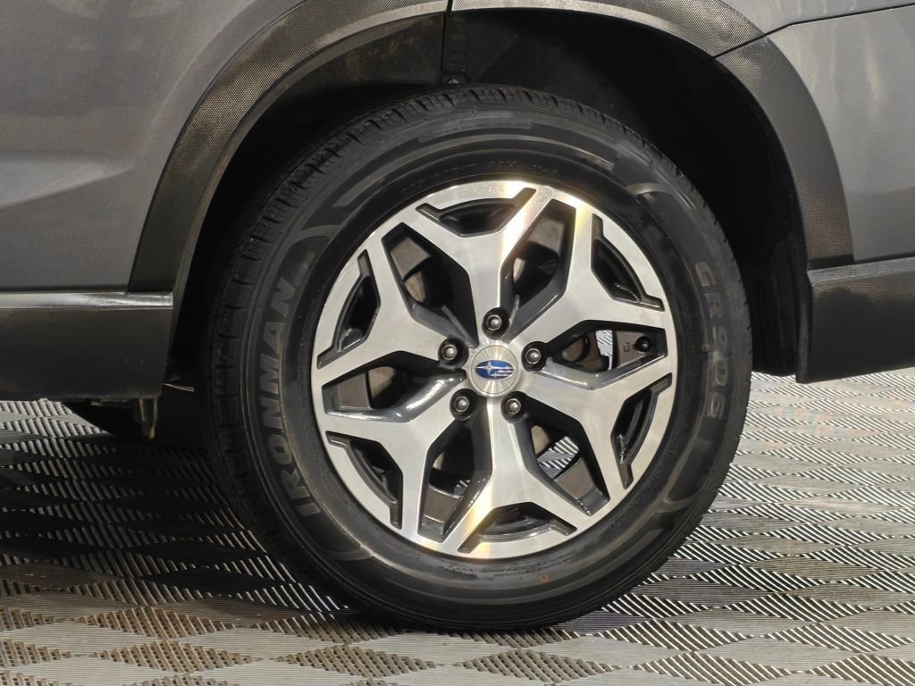 Used 2022 Subaru Forester Premium image 46