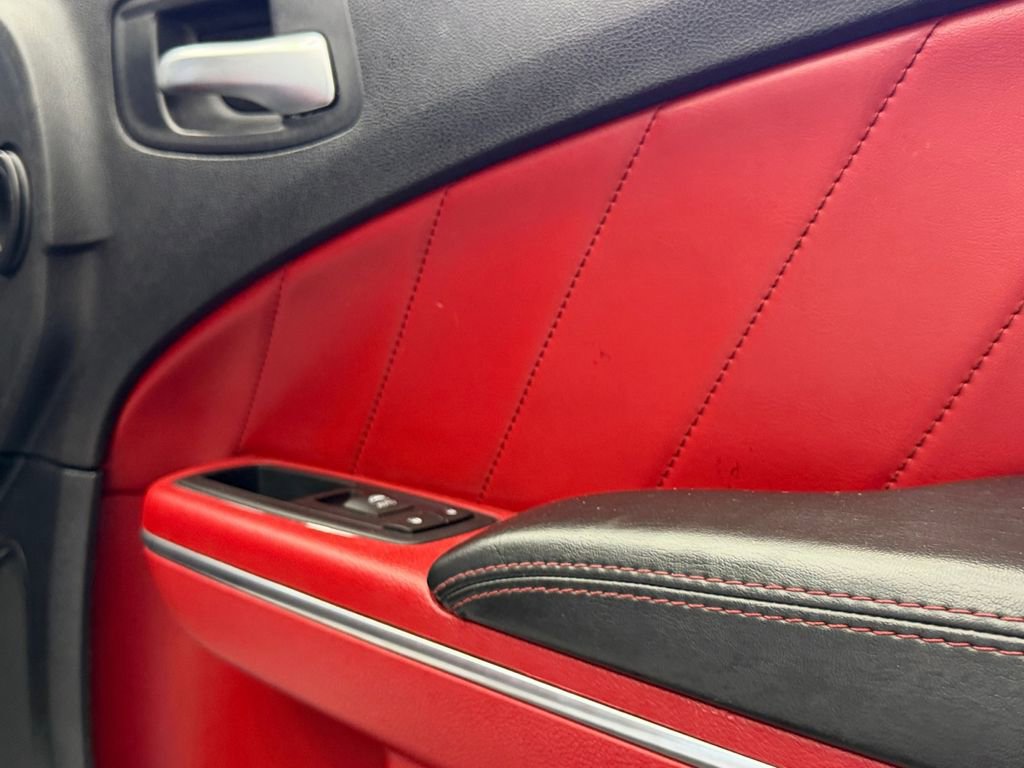 Used 2015 Dodge Charger R/T Scat Pack w/ Technology Group RWD image 16