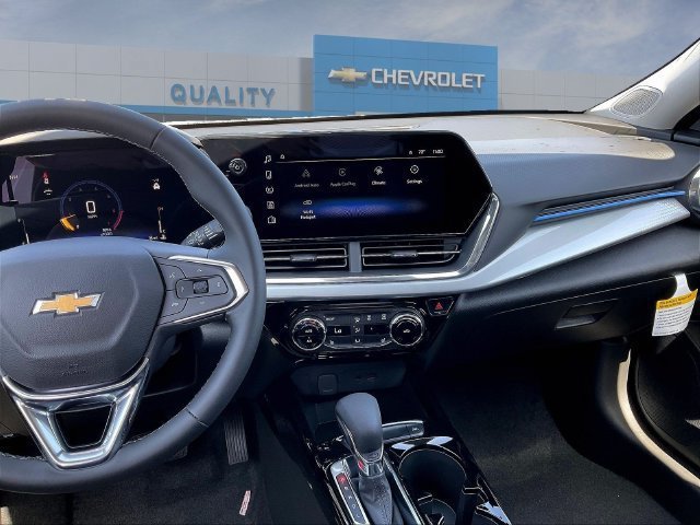 New 2026 Chevrolet Trax LT w/ Driver Confidence Package FWD image 6