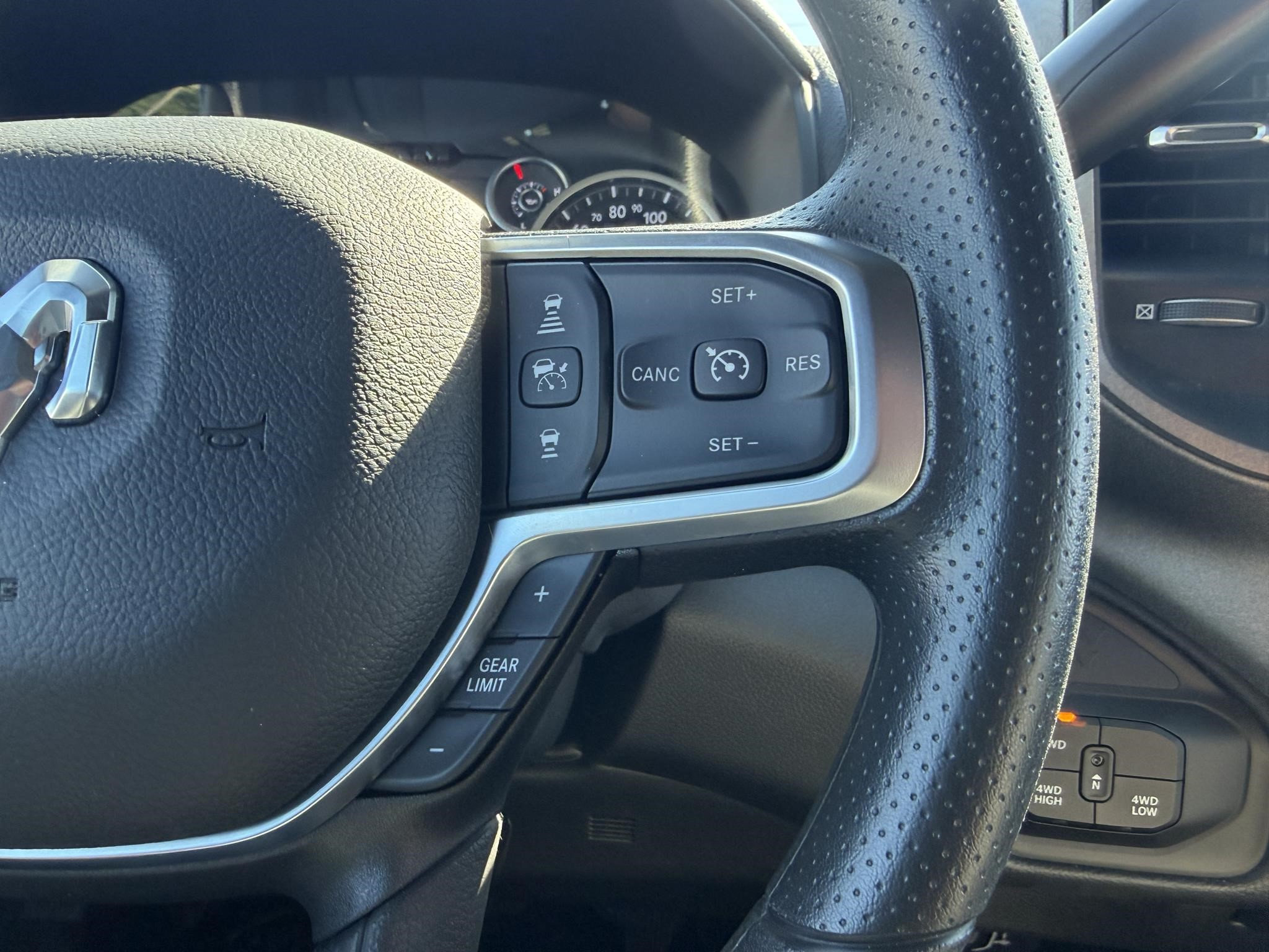 Used 2026 RAM 2500 Tradesman w/ Chrome Appearance Group AWD/4WD image 13