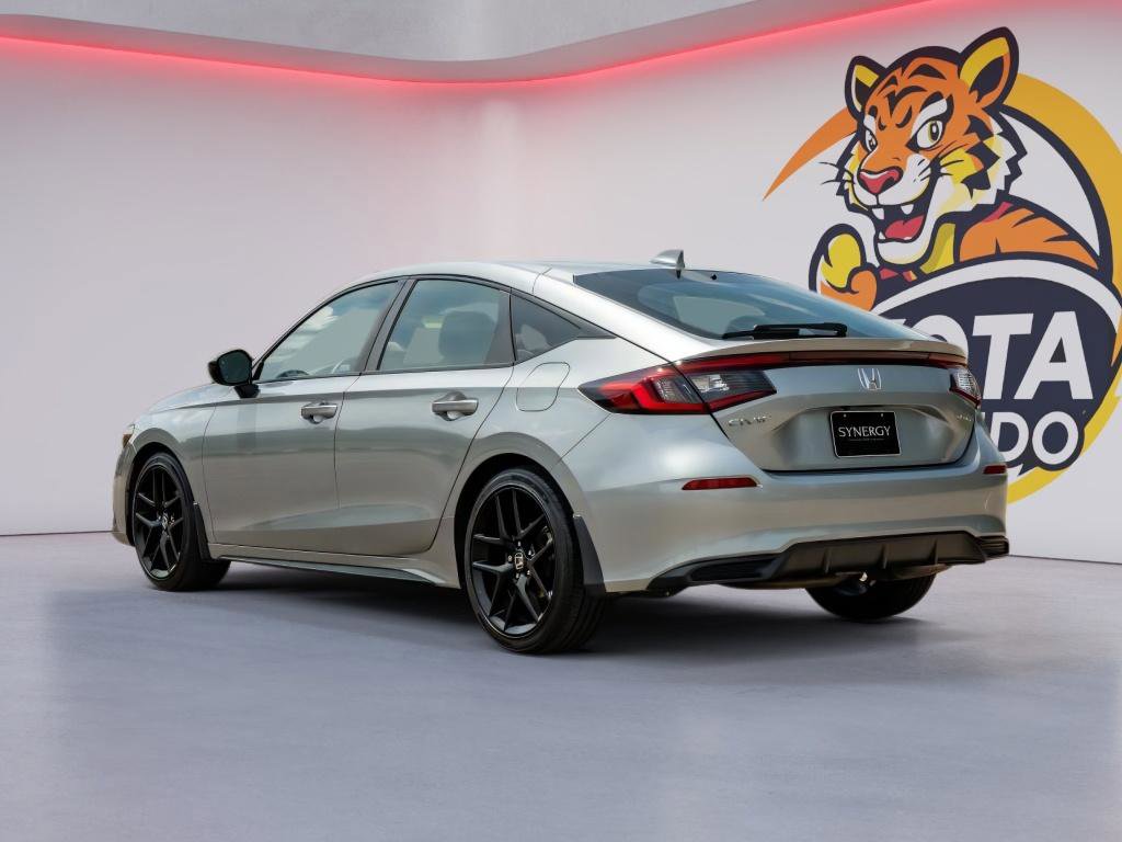 Used 2023 Honda Civic Sport image 7