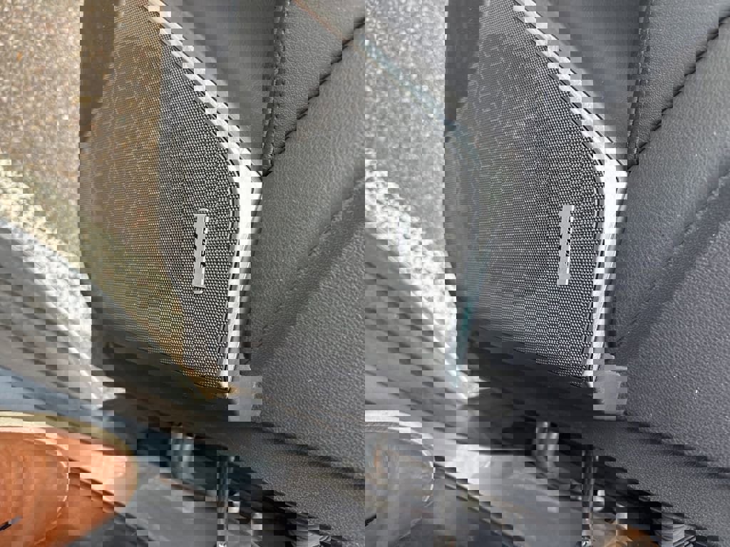 Used 2018 Cadillac Escalade ESV Luxury image 6