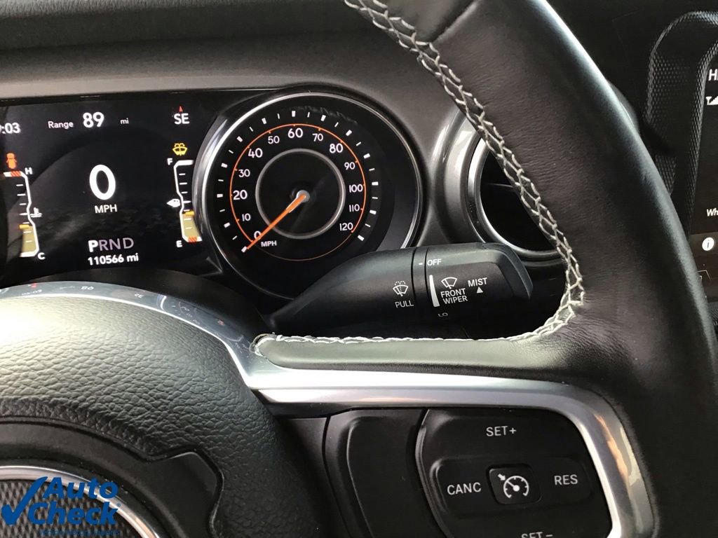 Used 2022 Jeep Wrangler Unlimited Sahara w/ Cold Weather Group image 30