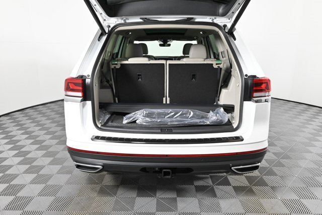 New 2026 Volkswagen Atlas SE image 10