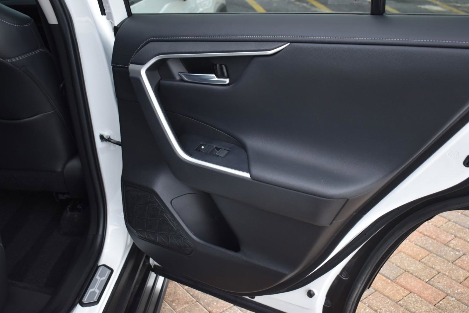 Used 2023 Toyota RAV4 Limited image 36