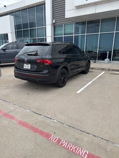Used 2022 Volkswagen Tiguan SE R-Line AWD/4WD image 6