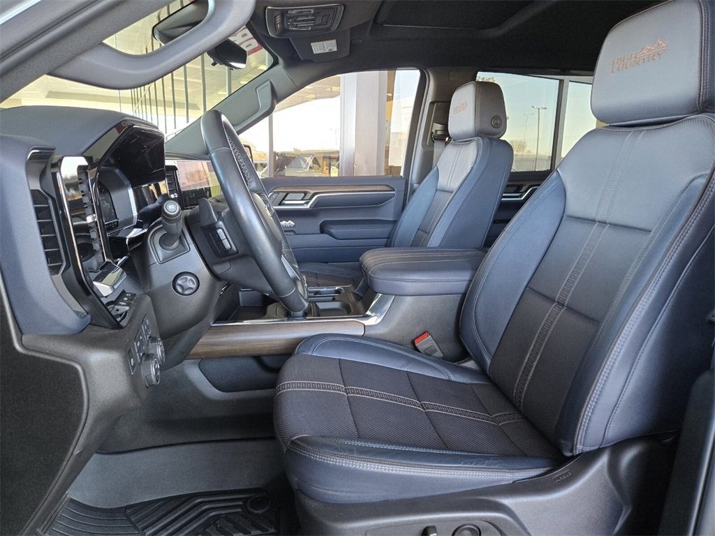 Used 2024 Chevrolet Silverado 1500 High Country w/ High Country Premium Package image 11