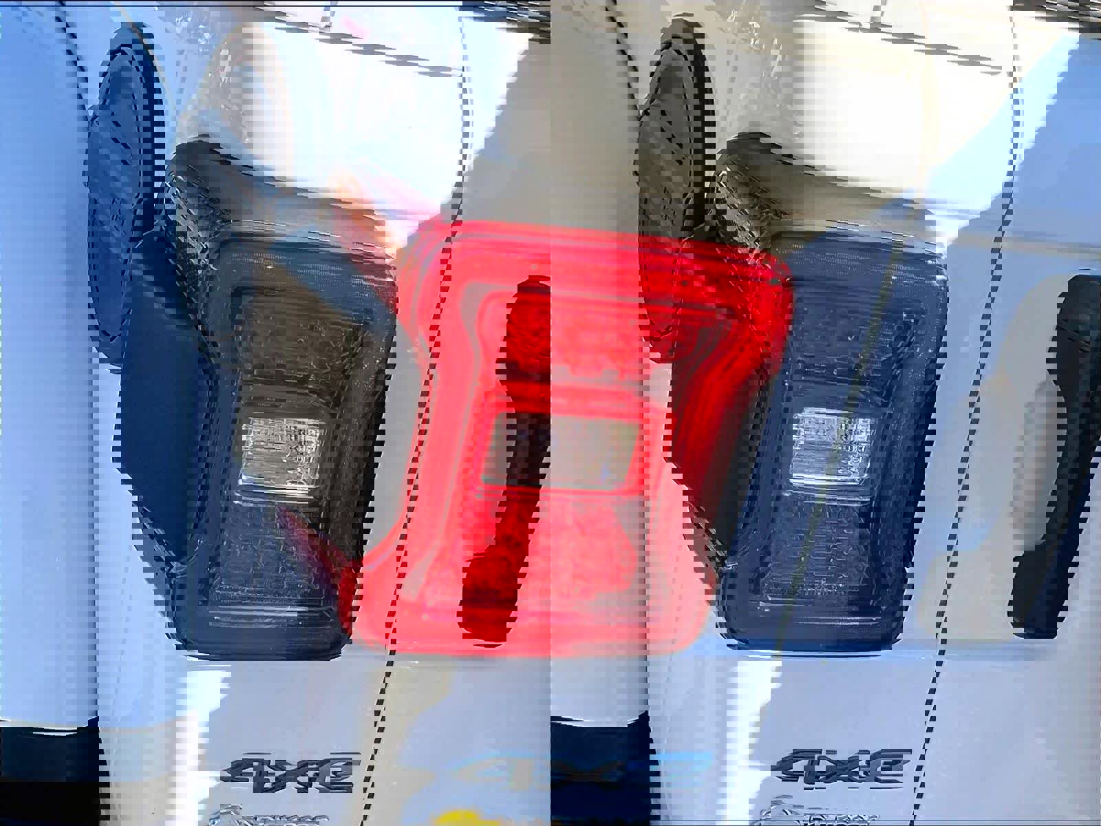 Used 2024 Jeep Wrangler Unlimited Rubicon 4xe image 32