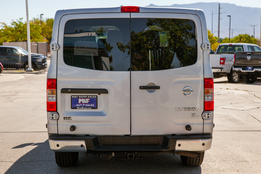Used 2018 Nissan NV 3500 SL RWD image 6