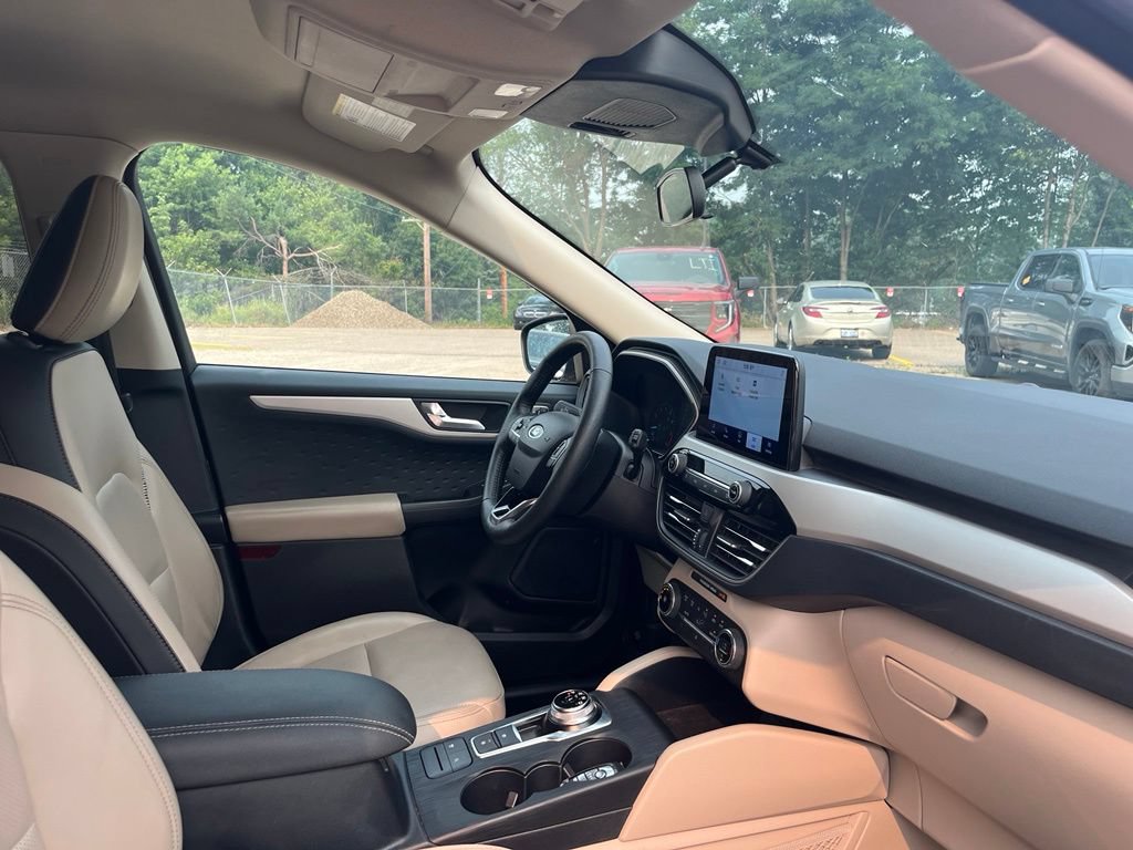 Used 2020 Ford Escape SEL AWD/4WD image 39