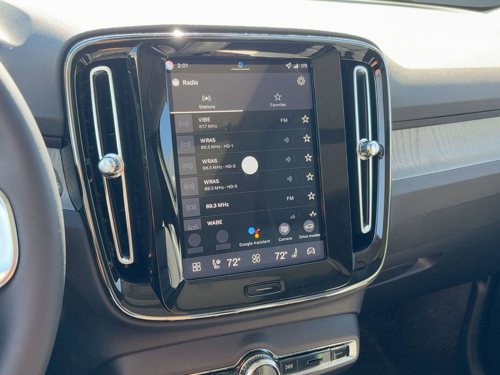 New 2026 Volvo XC40 B5 Plus w/ Climate Package image 22