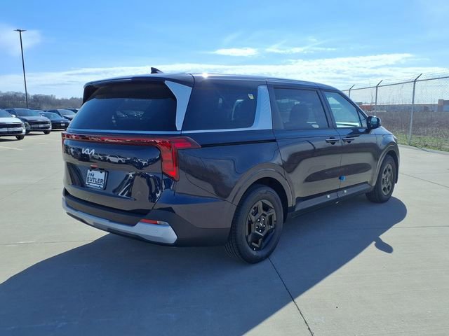 New 2026 Kia Carnival FWD image 2