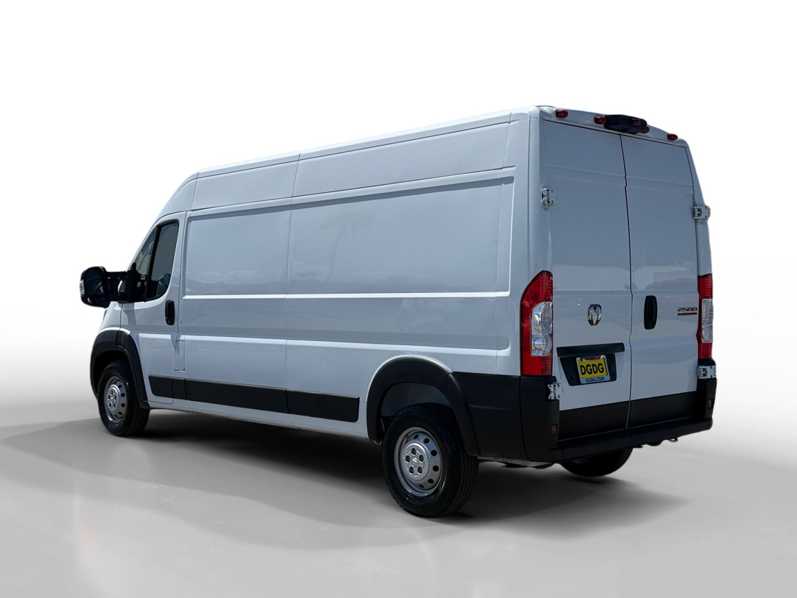 Used 2023 RAM ProMaster 2500 FWD image 3
