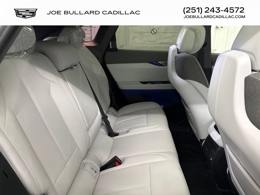 New 2026 Cadillac Optiq Luxury 1 AWD/4WD image 16