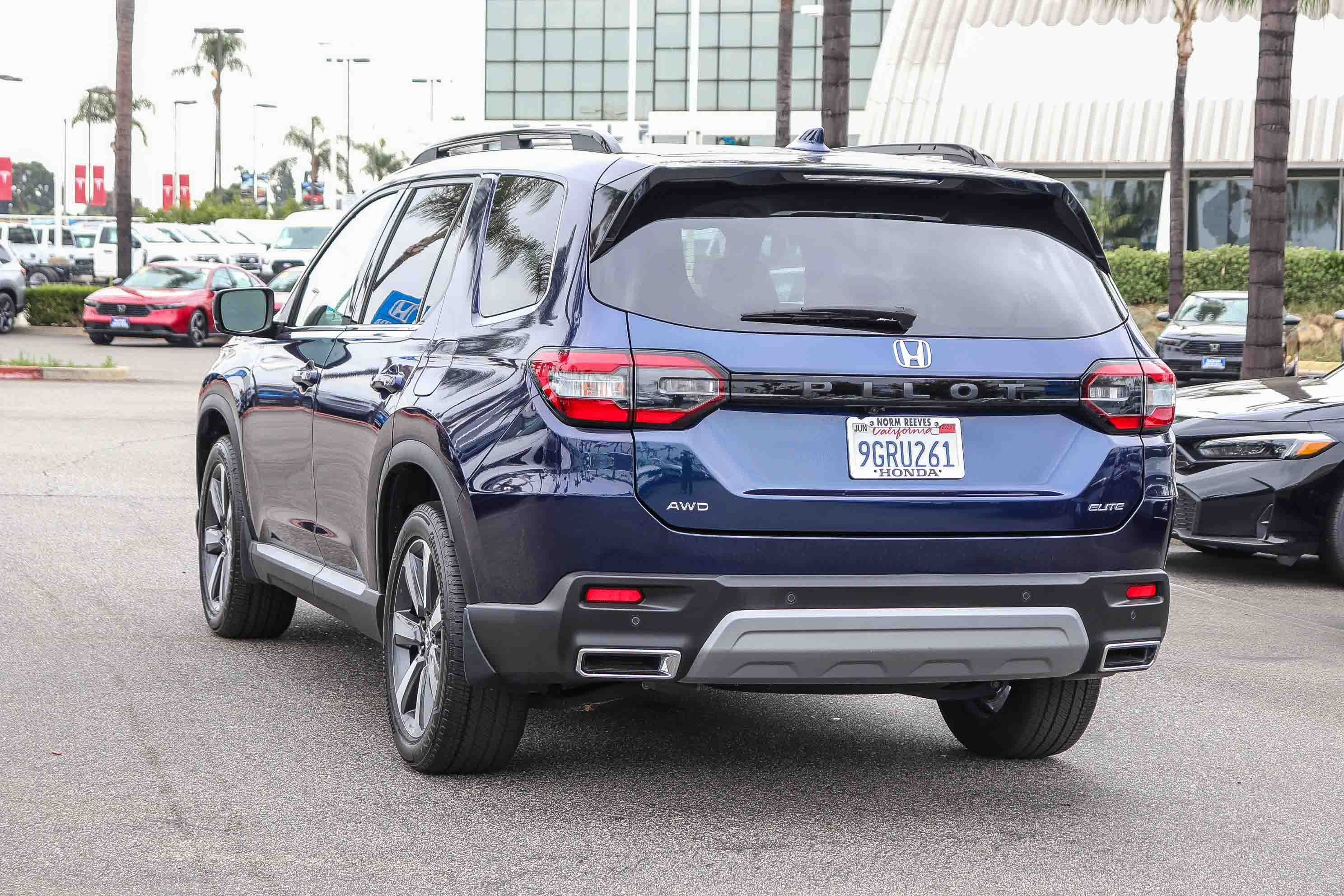 Certified 2023 Honda Pilot Elite image 13
