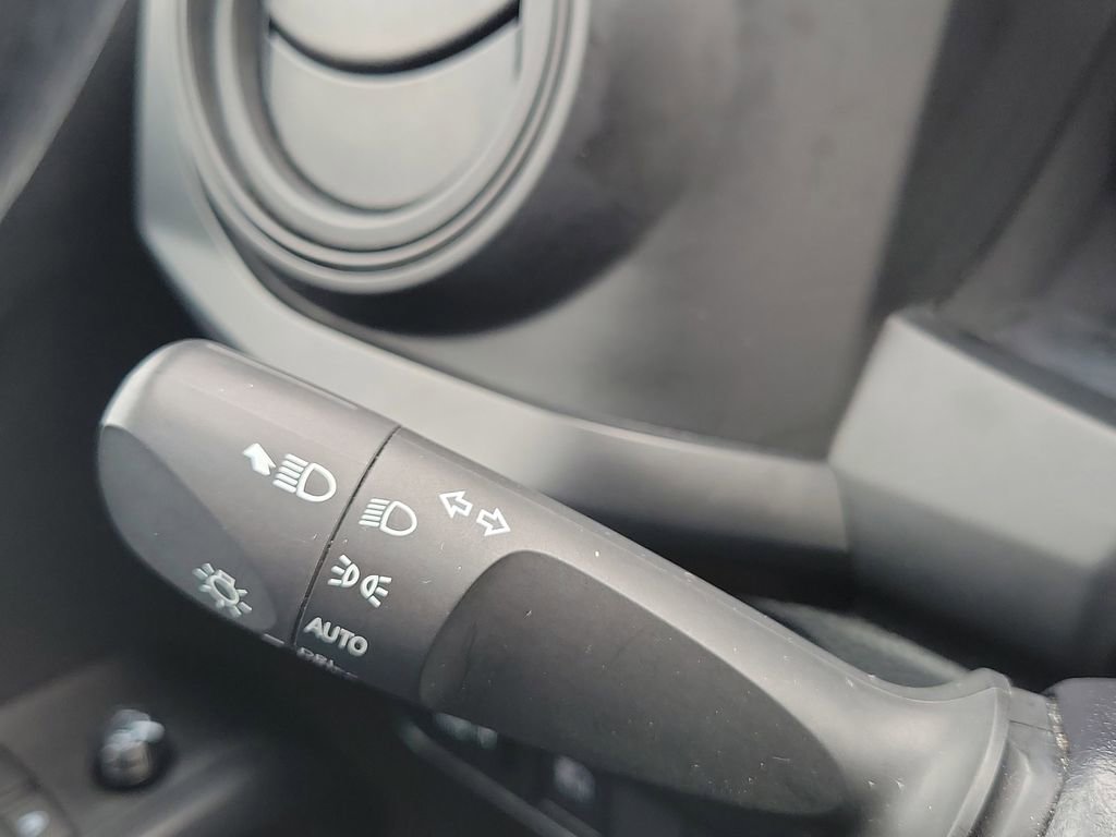 Used 2023 Toyota Tacoma SR image 13