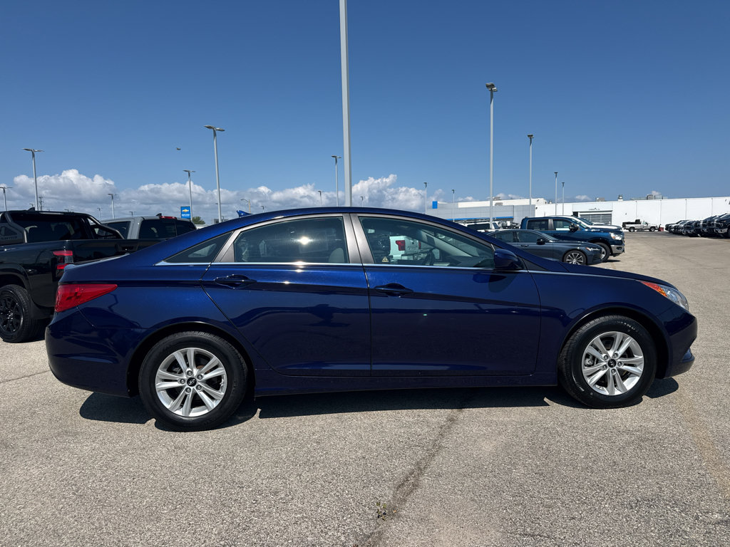 Used 2011 Hyundai Sonata GLS w/ Popular Equipment Pkg 2 FWD image 4