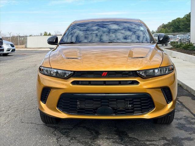 Certified 2025 Dodge Hornet GT w/ GT Blacktop Package AWD/4WD image 8