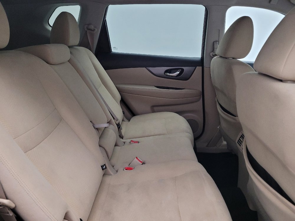 Used 2016 Nissan Rogue SV AWD/4WD image 19