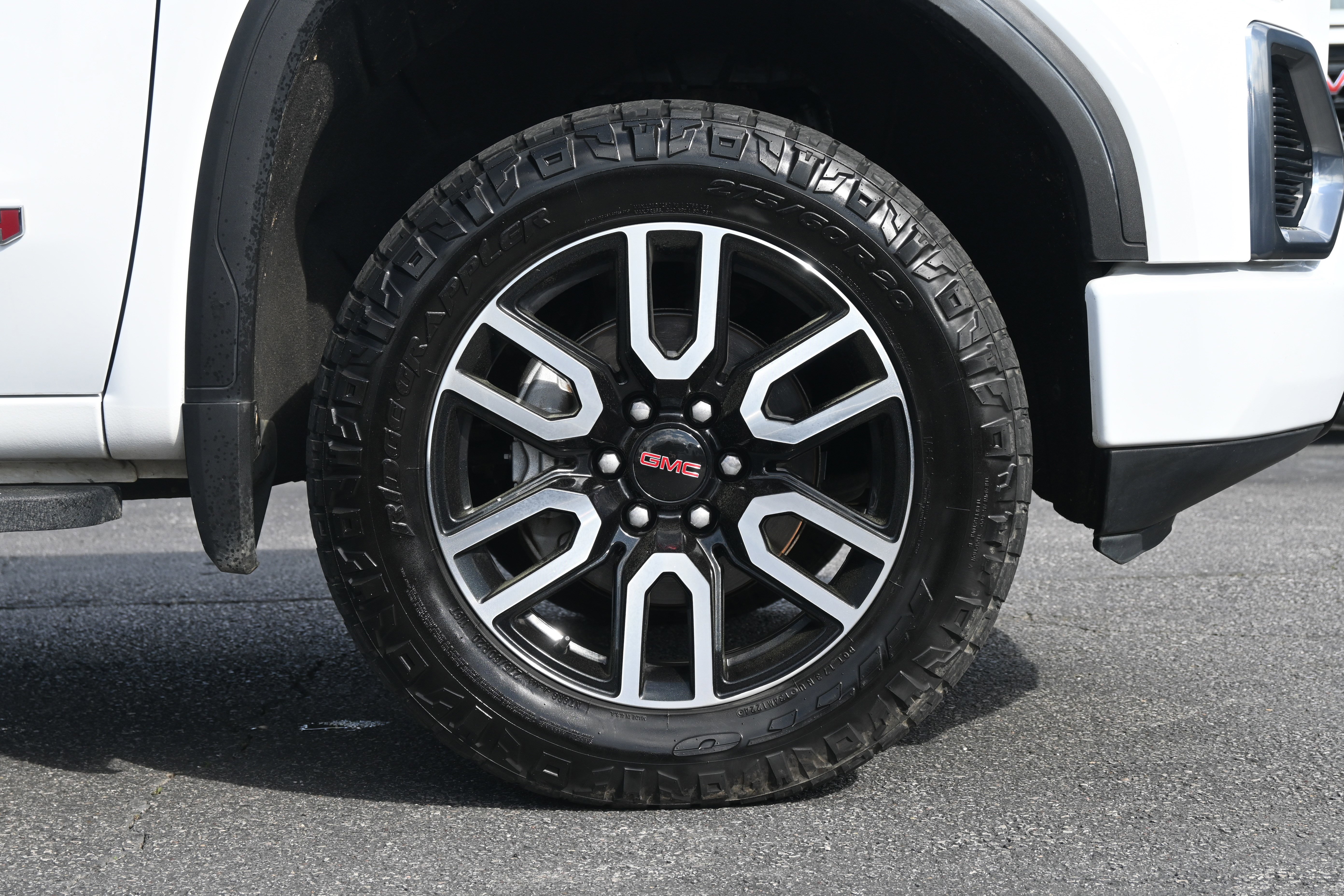 Used 2020 GMC Sierra 1500 AT4 w/ AT4 Premium Package image 22