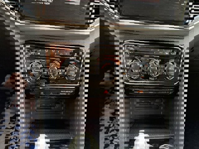 Certified 2022 Volkswagen Atlas SE image 27