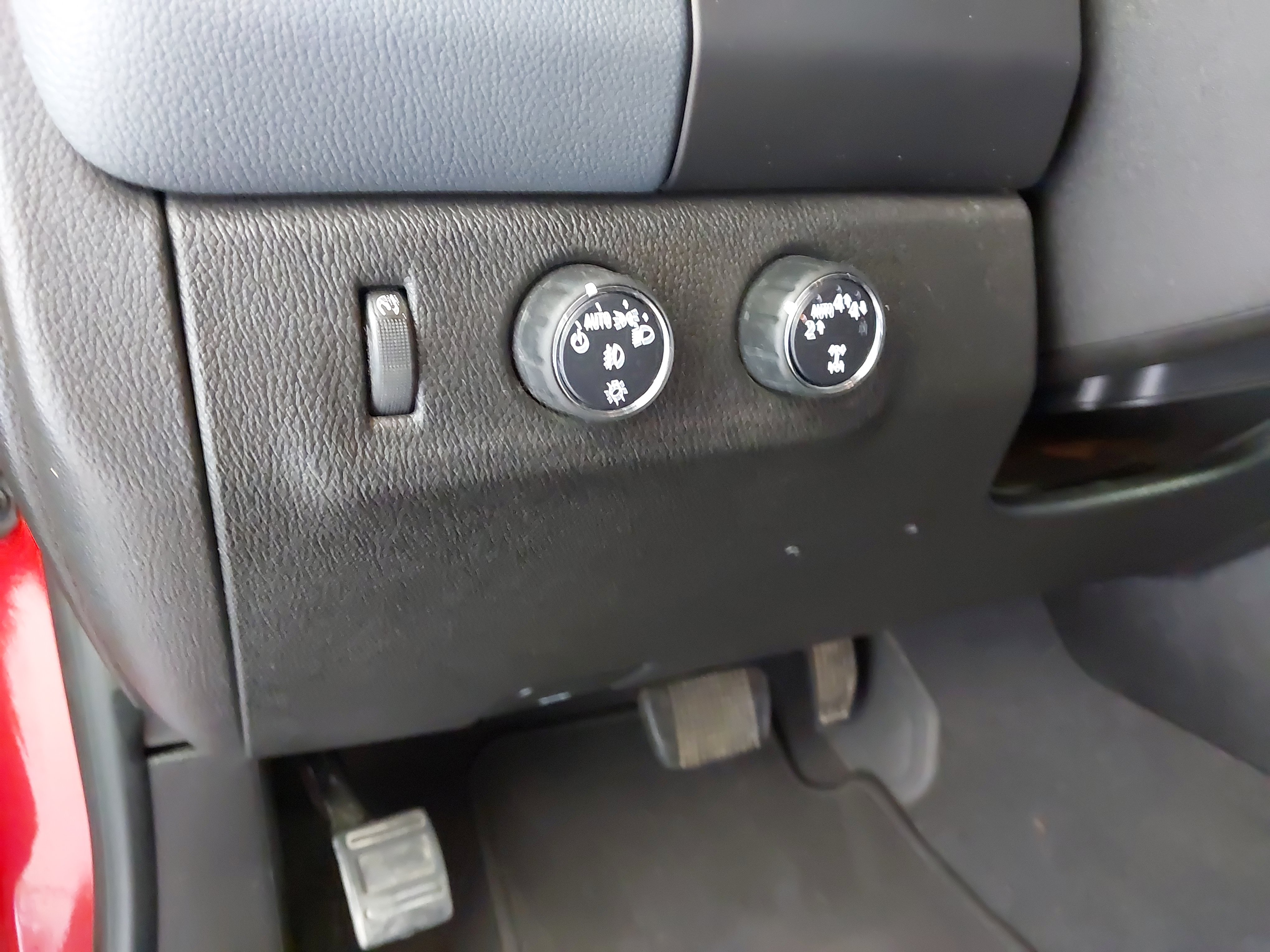 Used 2020 Chevrolet Colorado Z71 AWD/4WD image 24