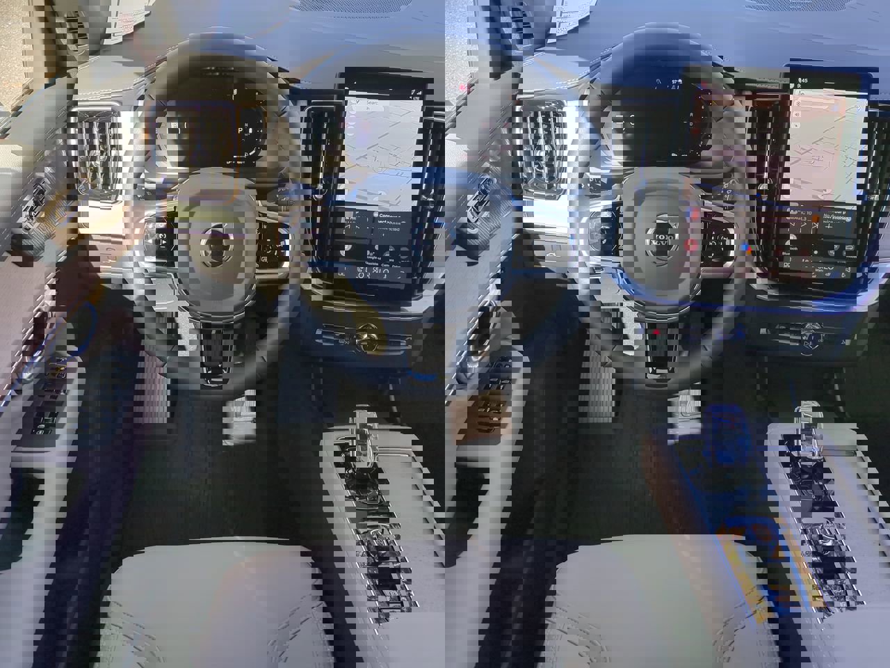 New 2026 Volvo XC90 B6 Plus w/ Protection Package Premier image 14