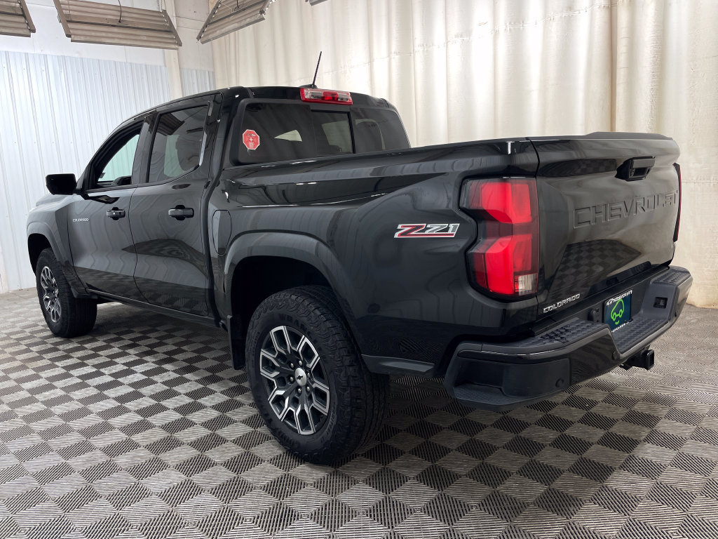 Certified 2024 Chevrolet Colorado Z71 w/ Z71 Convenience Package 2 AWD/4WD image 14