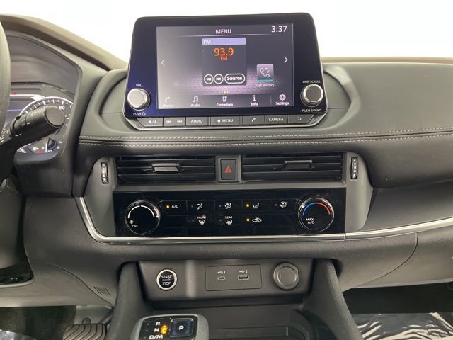 Used 2021 Nissan Rogue S image 25