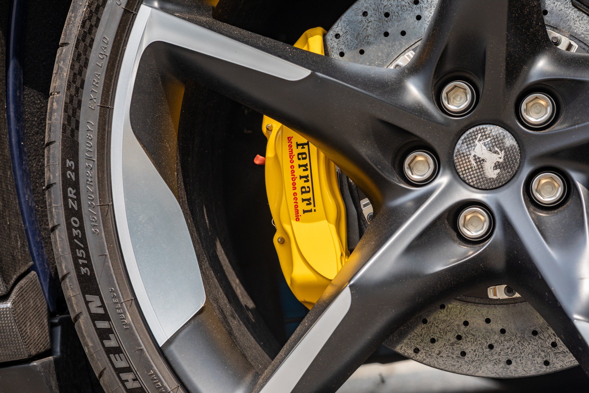 Used 2026 Ferrari Purosangue AWD/4WD image 19