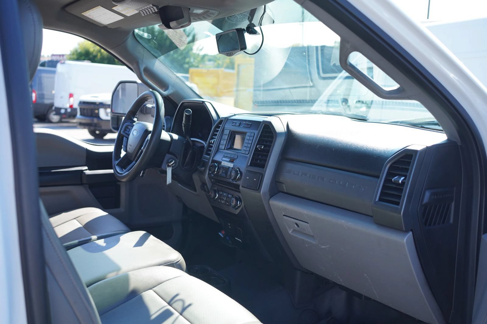 Used 2018 Ford F450 XL w/ Power Equipment Group RWD image 2