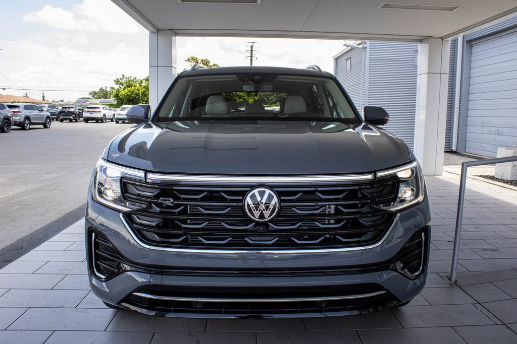New 2025 Volkswagen Atlas SEL Premium R-Line image 8
