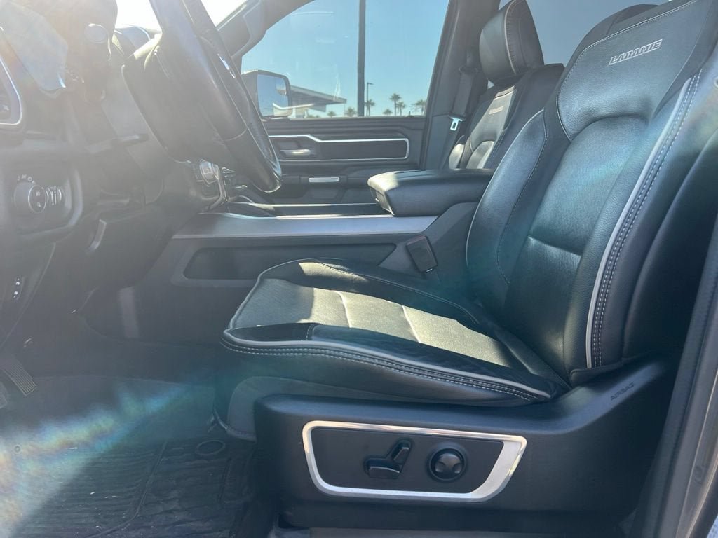 Used 2023 RAM 1500 Laramie AWD/4WD image 9